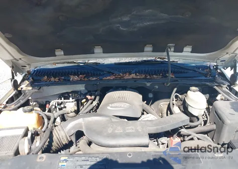 2004 GMC Yukon Xl 1500 Slt из США, поврежденный, VIN 3GKEC16Z74G242119